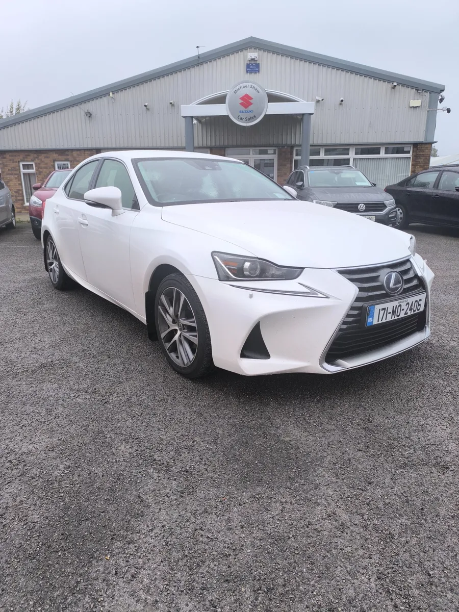 2017 Lexus IS 300 H - Image 1