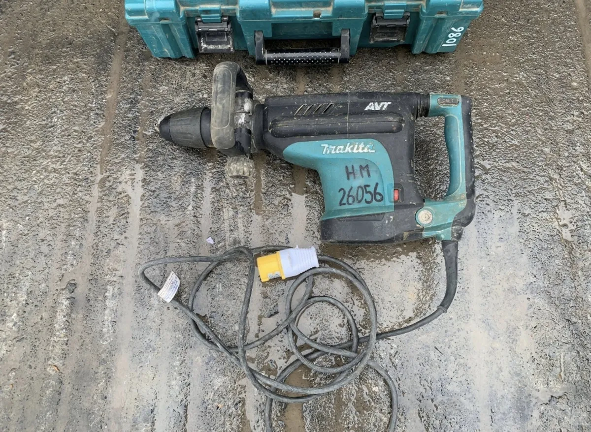 Makita 110V Breaker - Image 3