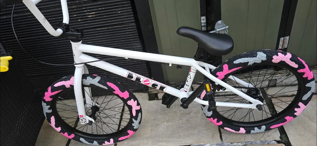 Bike - Image 3