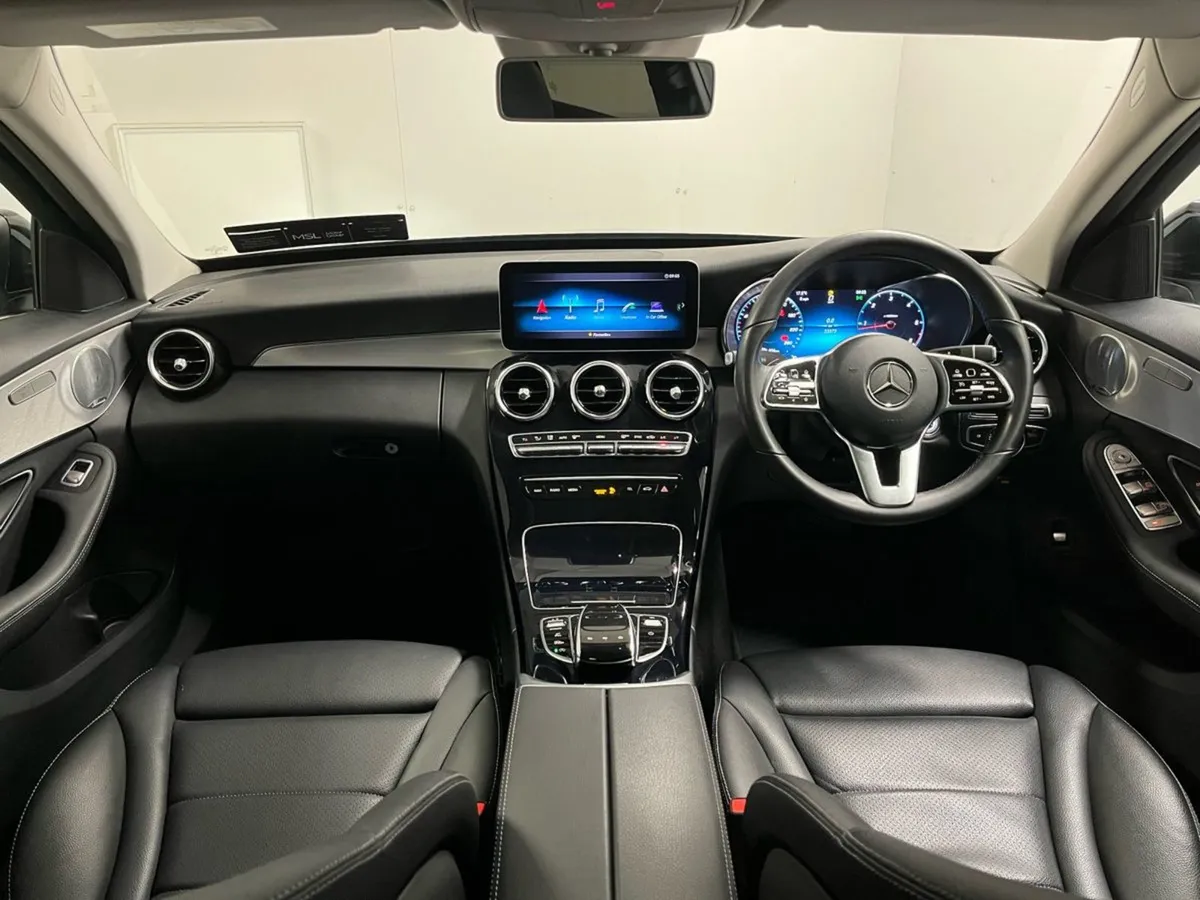 Mercedes-Benz C-Class 220d Sport Premium Plus - H - Image 4