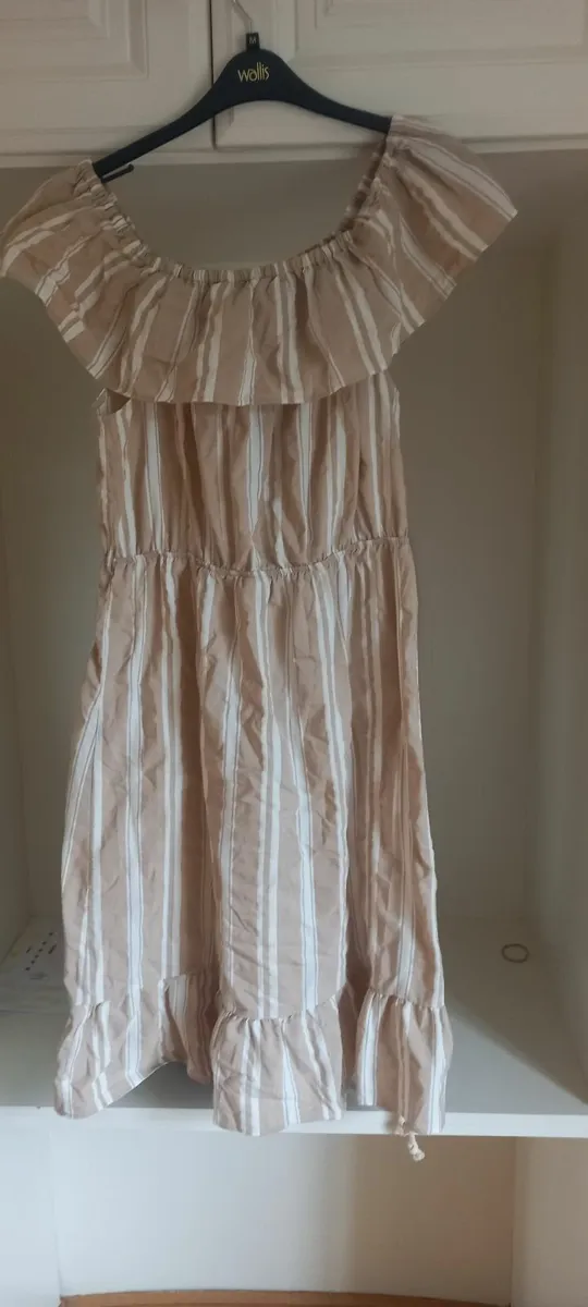 Ladies dresses - Image 2