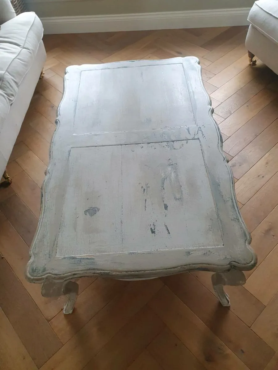 Queen Anne Style Coffee Table - Image 4