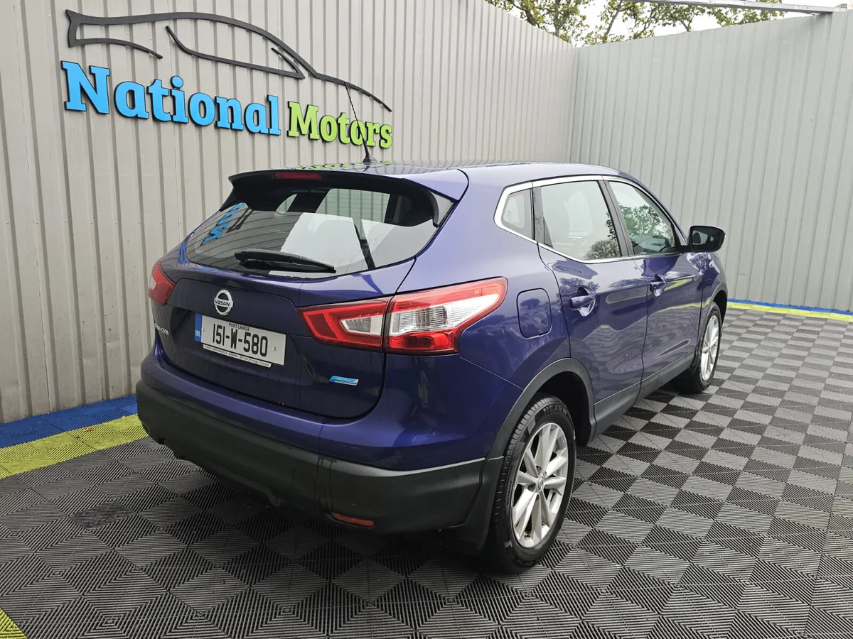 2015 Nissan Qashqai 1.5 DSL SV - Image 3