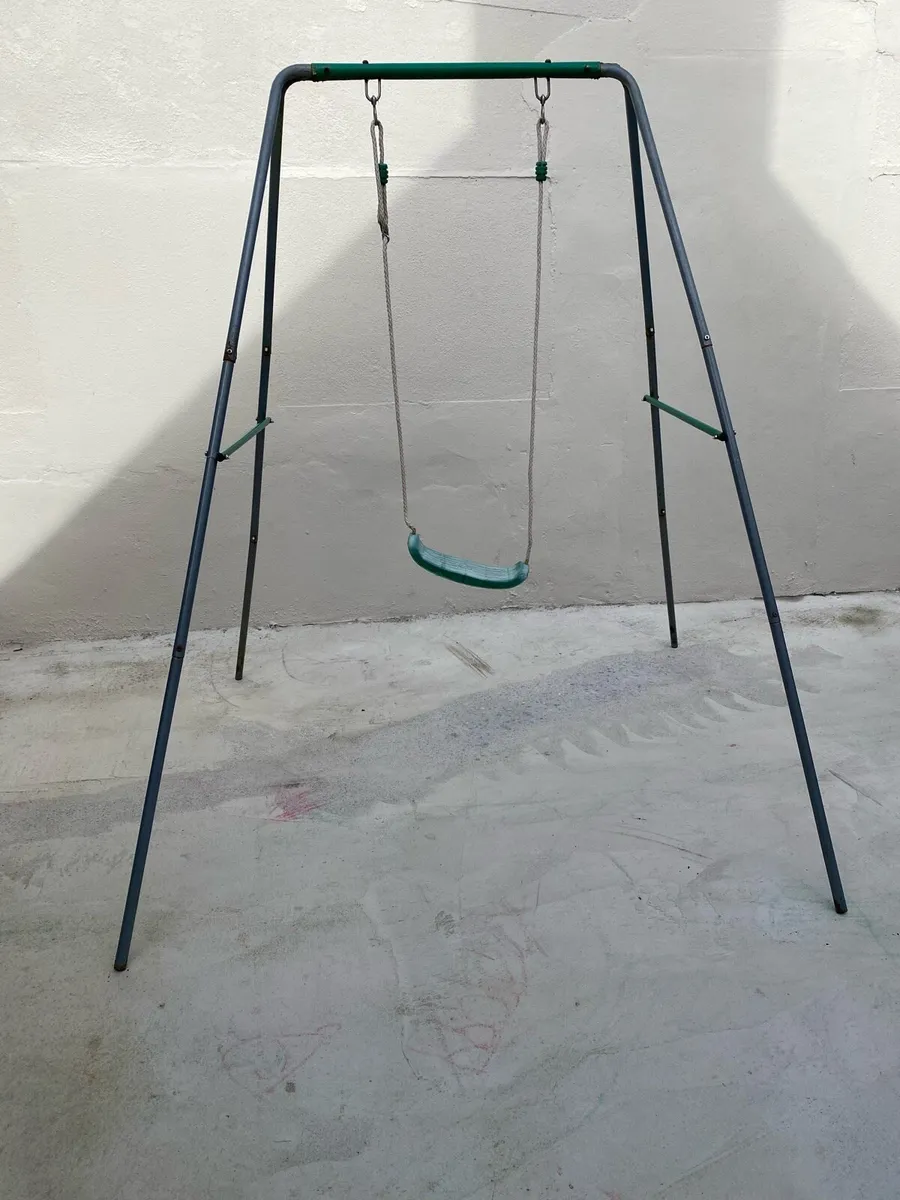 Free toddler swing - Image 2