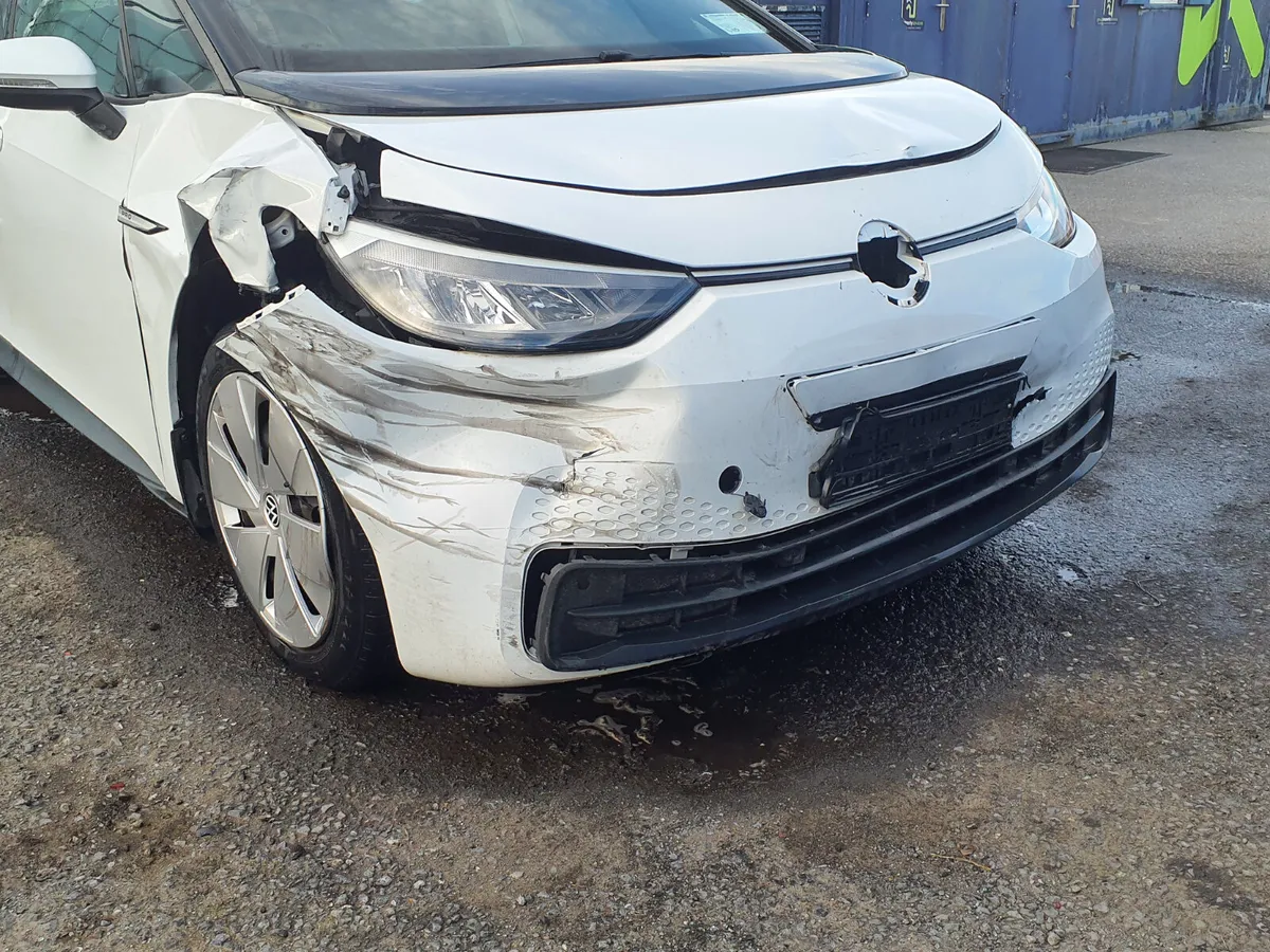 2021 Volkswagen ID.3 - Image 2