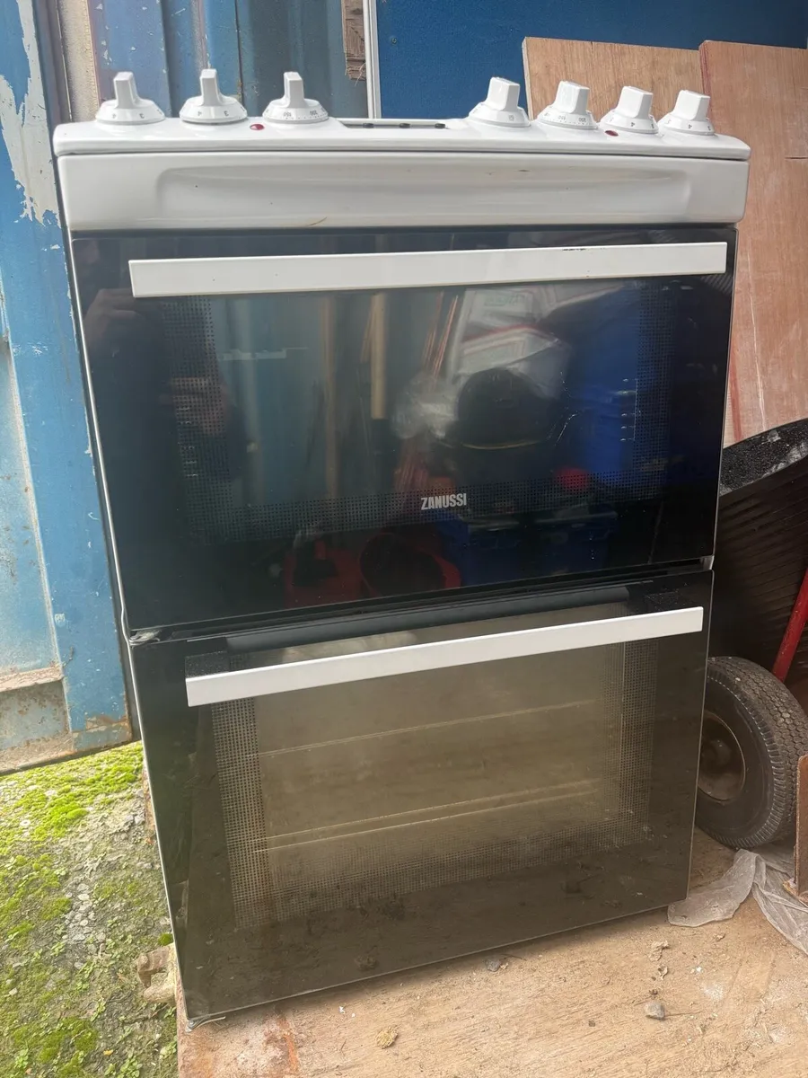 Cooker for sale - Image 2