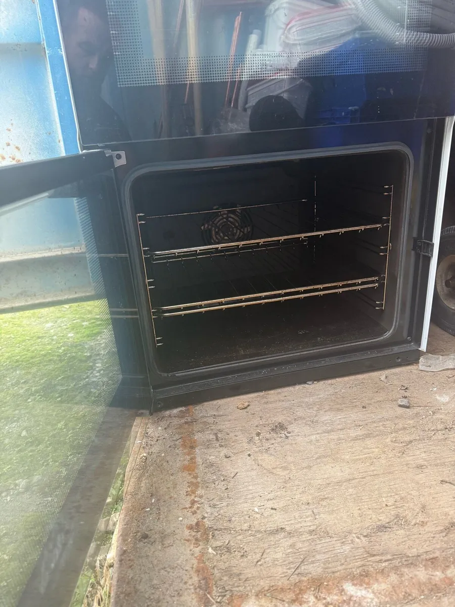 Cooker for sale - Image 4
