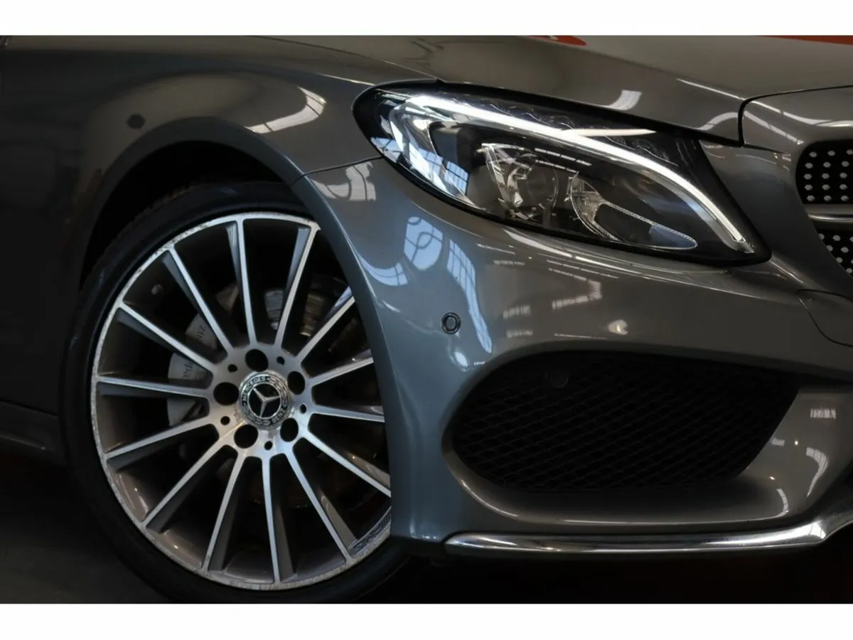 Mercedes-Benz C-Class SUNROOF. C220 D AMG Line Pre - Image 4