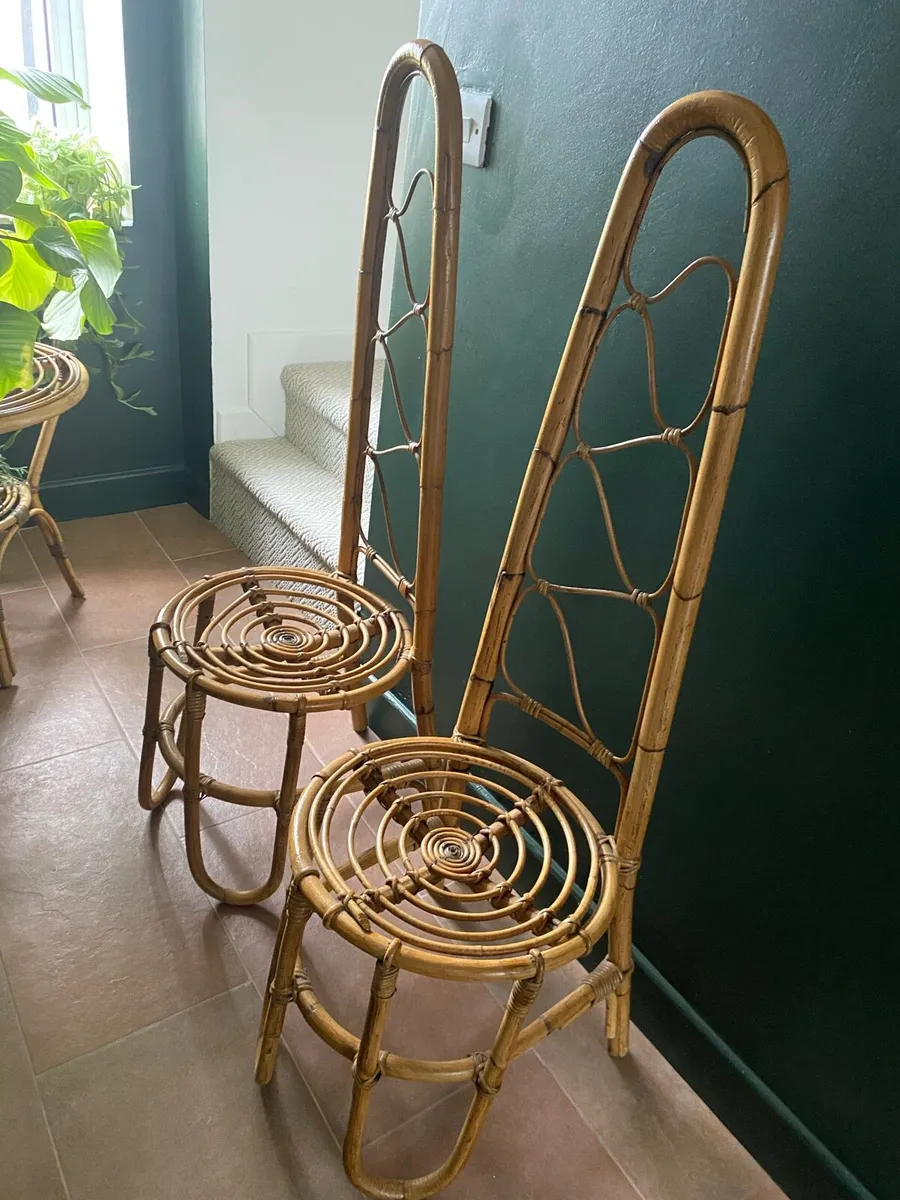 Vintage High backed Italian Chairs and table - Image 4