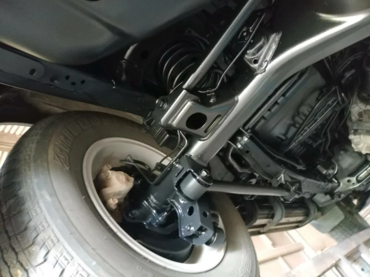 Mobiblast sandblasting and underbody treatment - Image 1