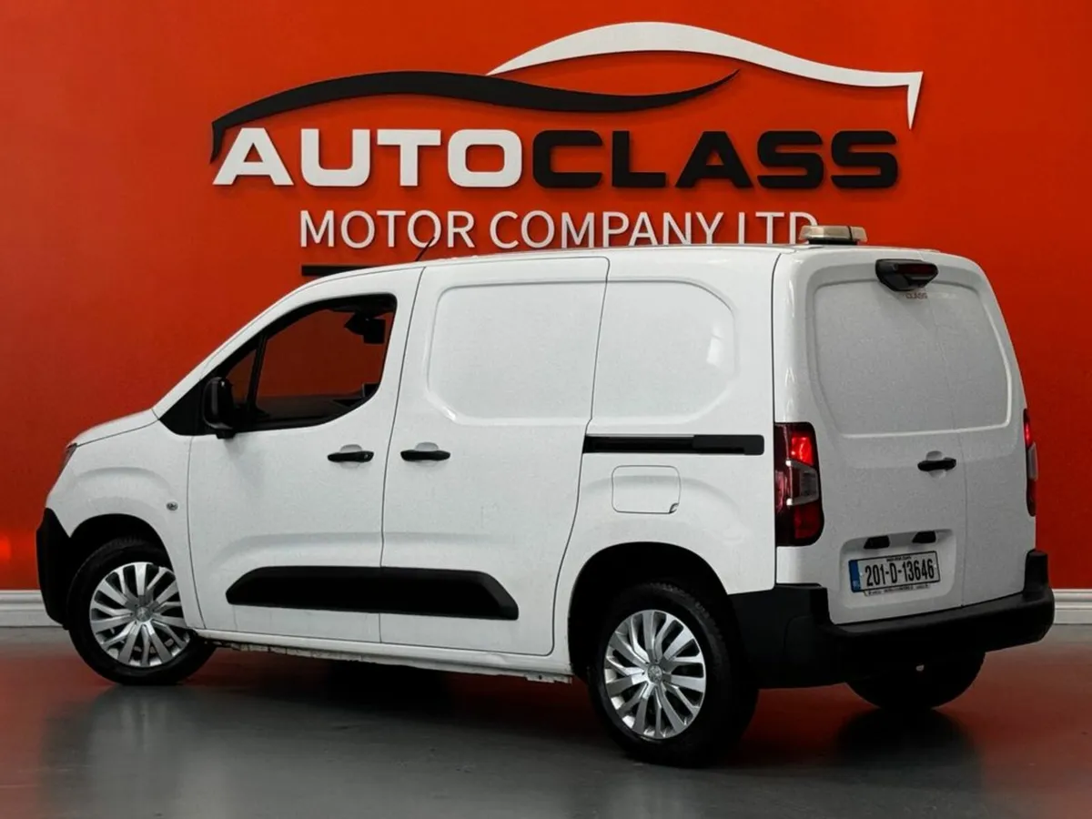Peugeot Partner Prof Plus 1.6hdi 100 1000KG 2D - Image 3