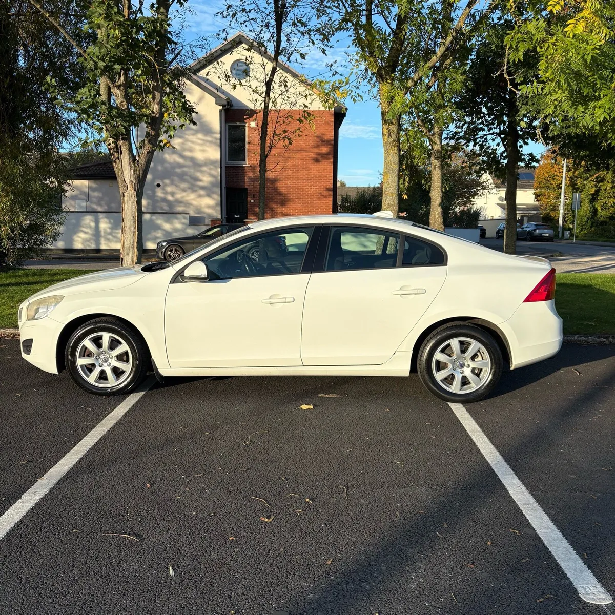 VOLVO S60 NCT 10/26 - Image 4