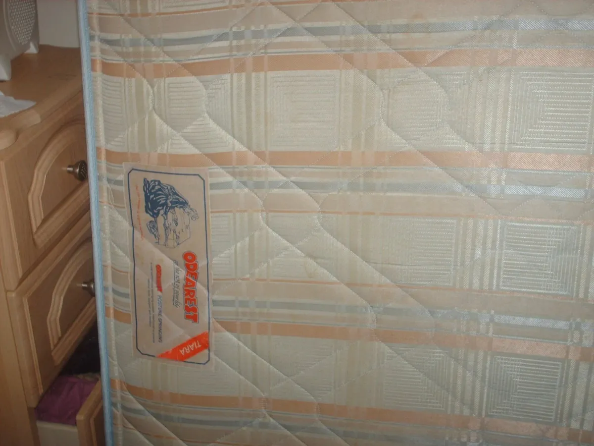 free small double bed - Image 2