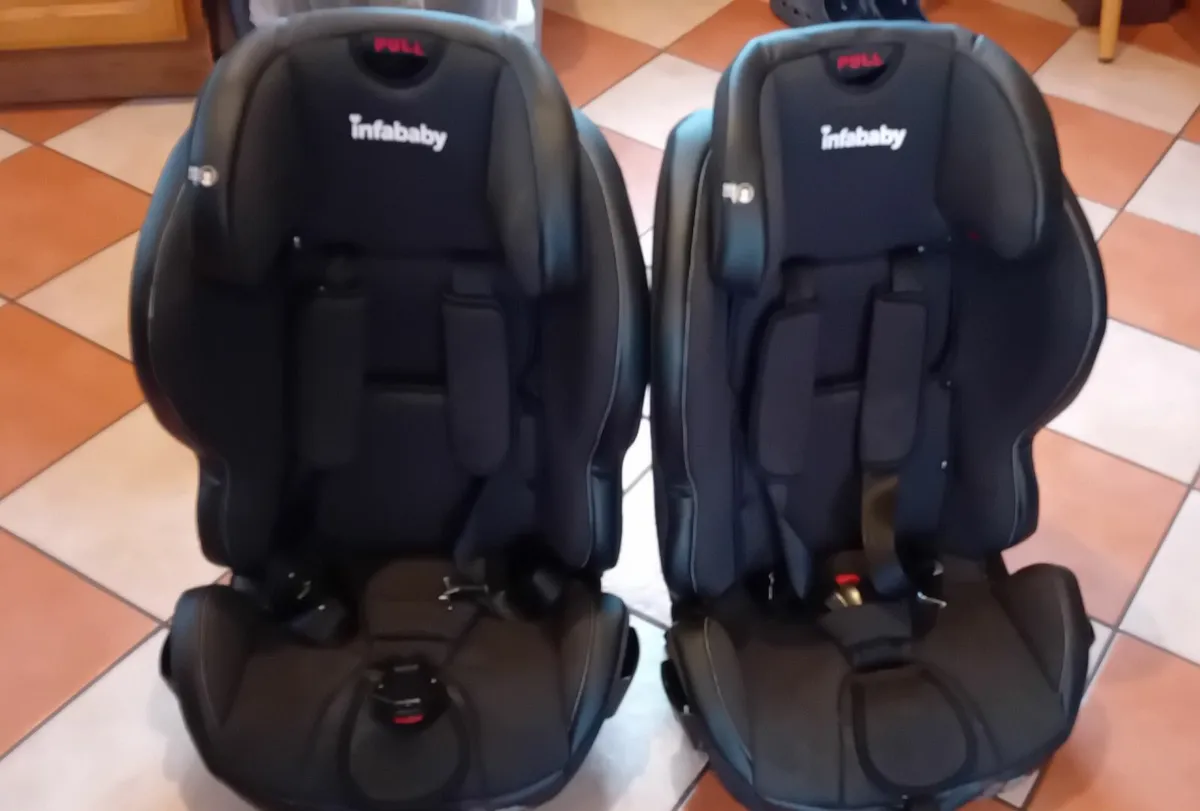 Car Seats - Image 3