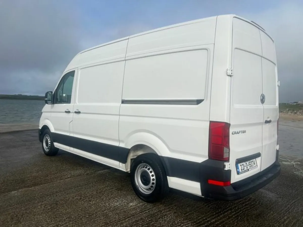 Volkswagen Crafter 35 MWB 140HP M6F 5DR - Image 4