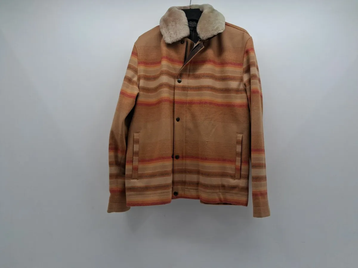 Jacket & Coat Auction - Image 2
