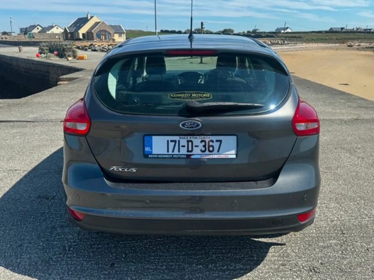 Ford Focus Titanium1.5td 95PS 6SPD 4DR - Image 4