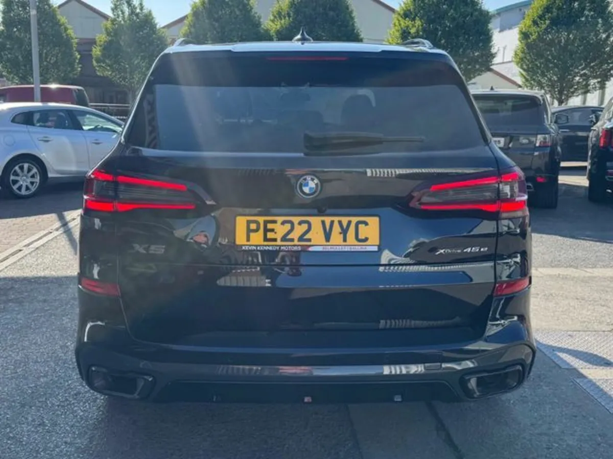 BMW X5 XDRIVE45E M SPORT - Image 4