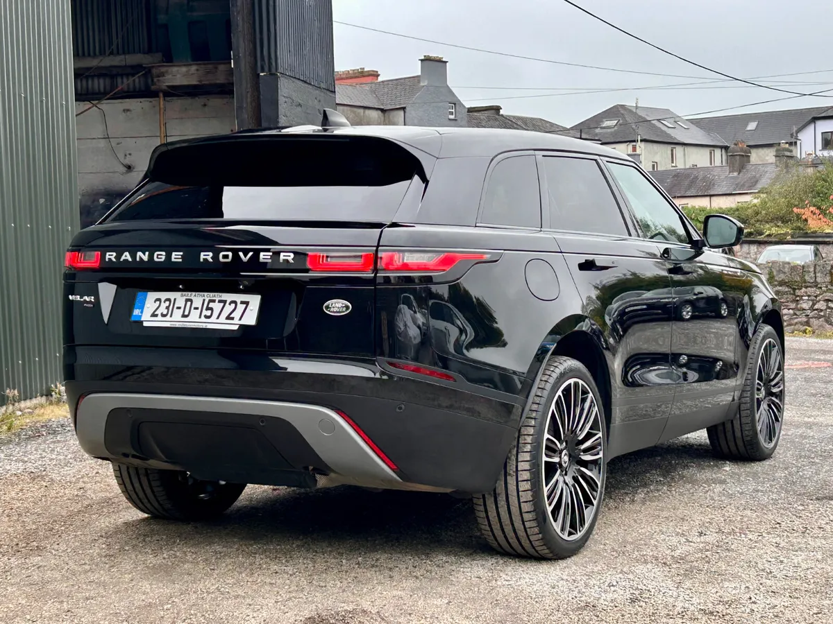 Land Rover Range Rover Velar 2023 - Image 4