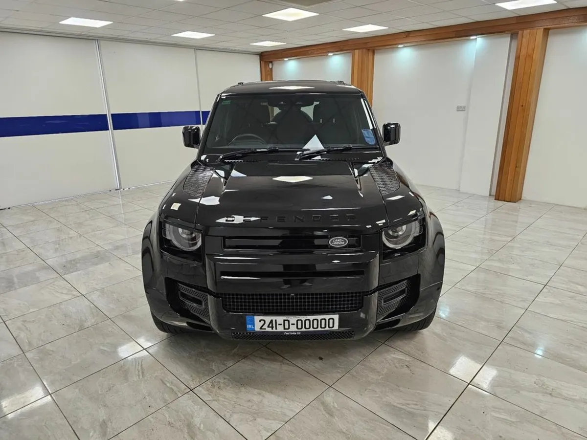 Land Rover Defender 6 SEATER ! - Image 4