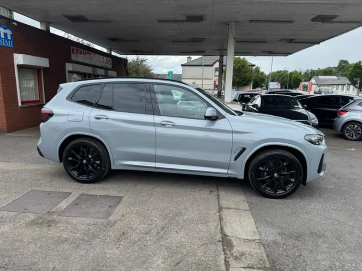 BMW X3 XDRIVE30E M SPORT Pro Pack - Image 2