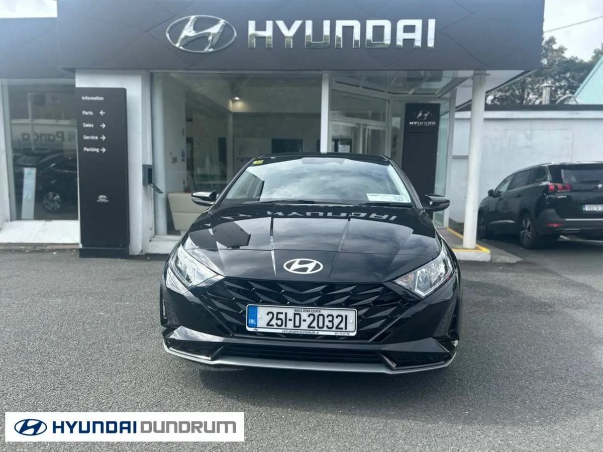 Hyundai i20 Deluxe Plus Automatic - Image 2