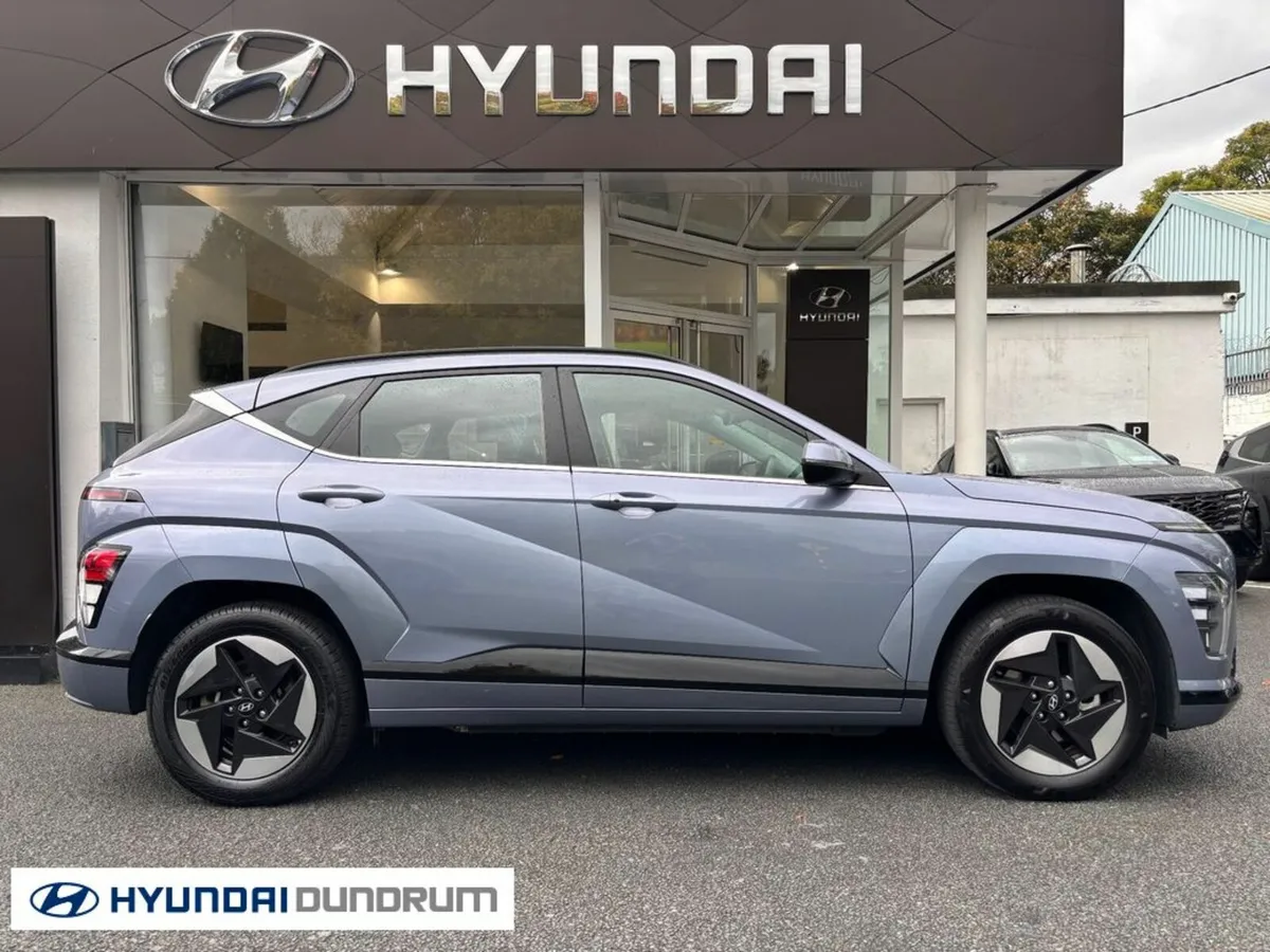 Hyundai KONA ELEGANCE 65Kw BIG BATTERY - Image 3