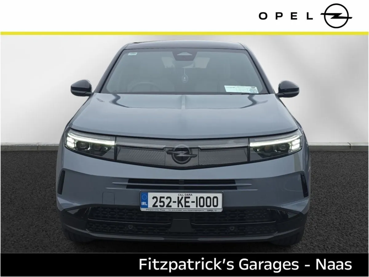 Opel Grandland GS Hybrid Demo With 3.9  Finance A - Image 3