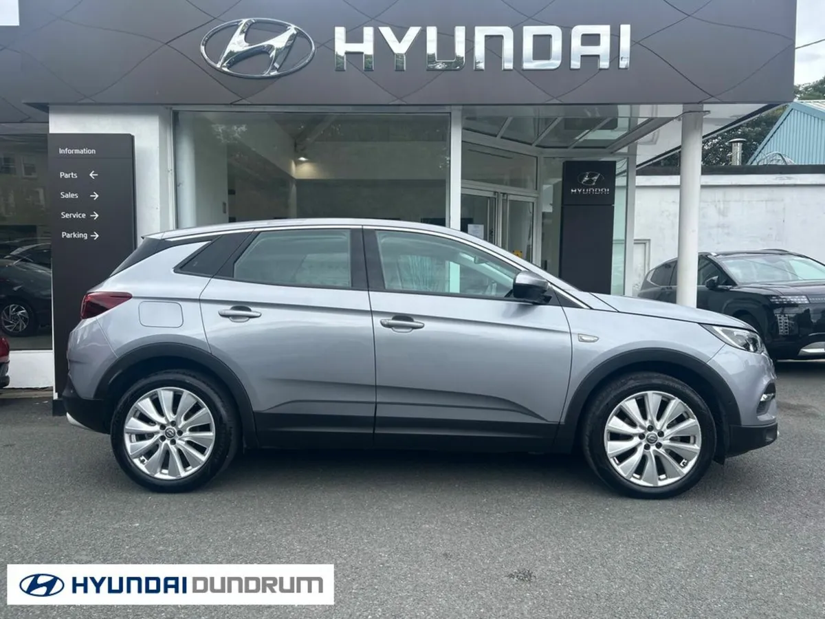 Opel Grandland X 5 DR Cuv-elite-1.2i 130ps-petr - Image 4