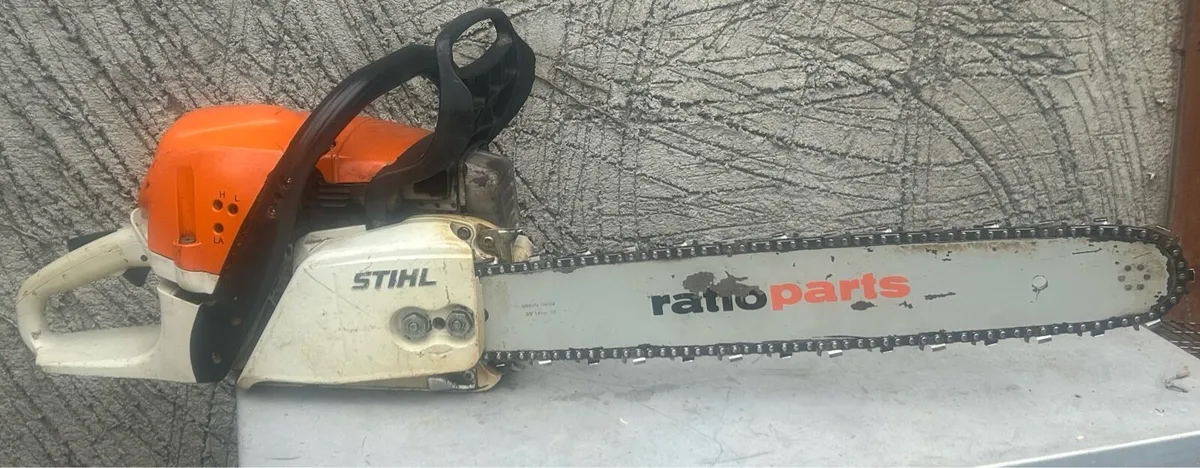 Still Chainsaw - Image 2