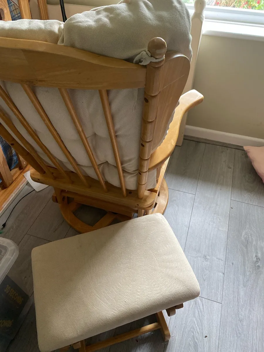 Nursing glider chair & footstool - Image 1