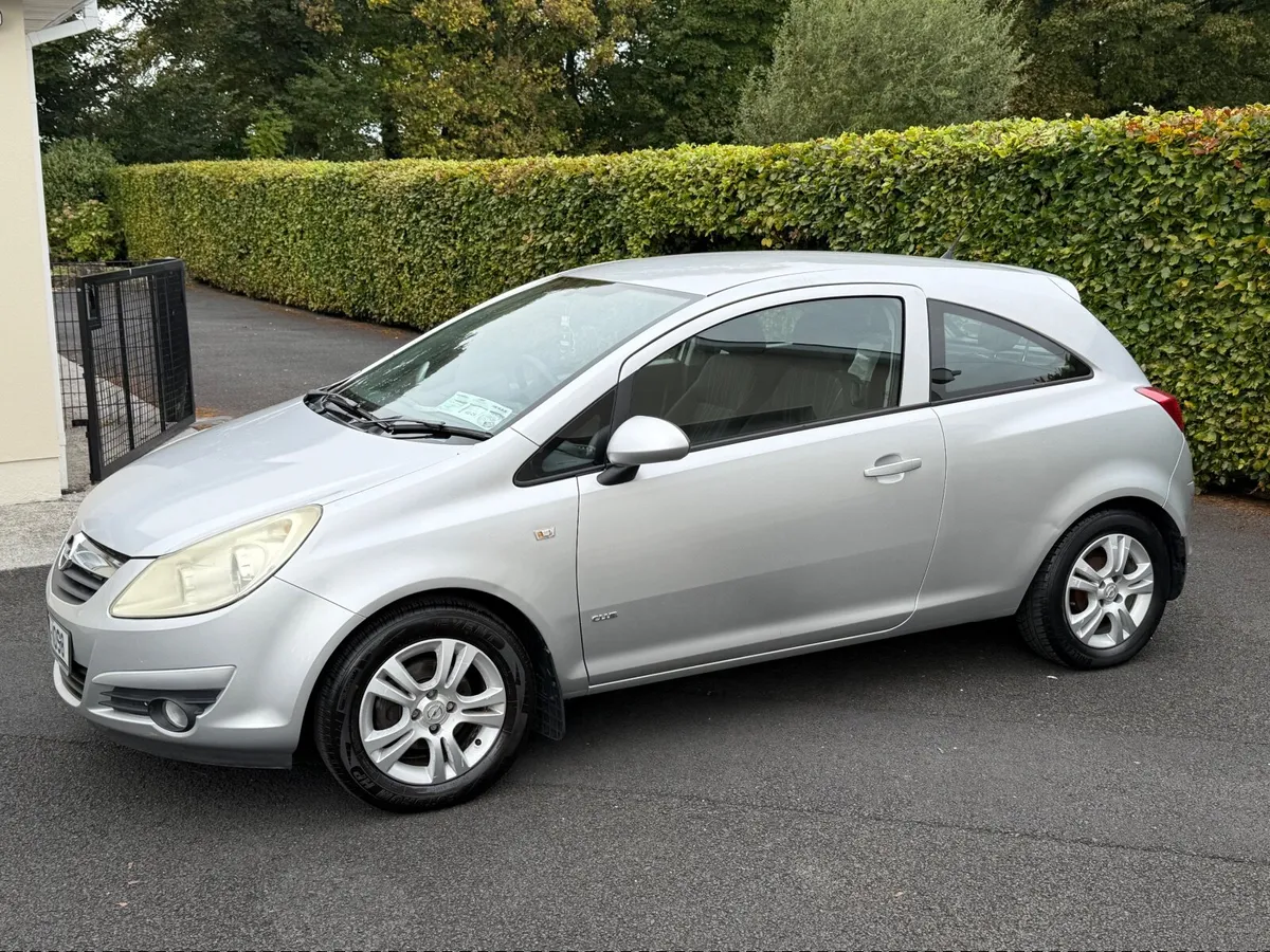 Opel Corsa 2010 - Image 1