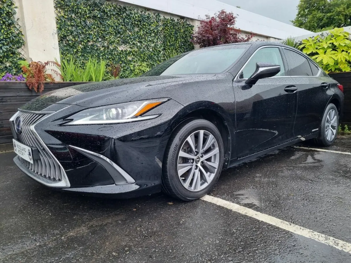 Lexus ES HYBRID AUTO / EXECUTIVE HIGH SPEC / FULL - Image 1