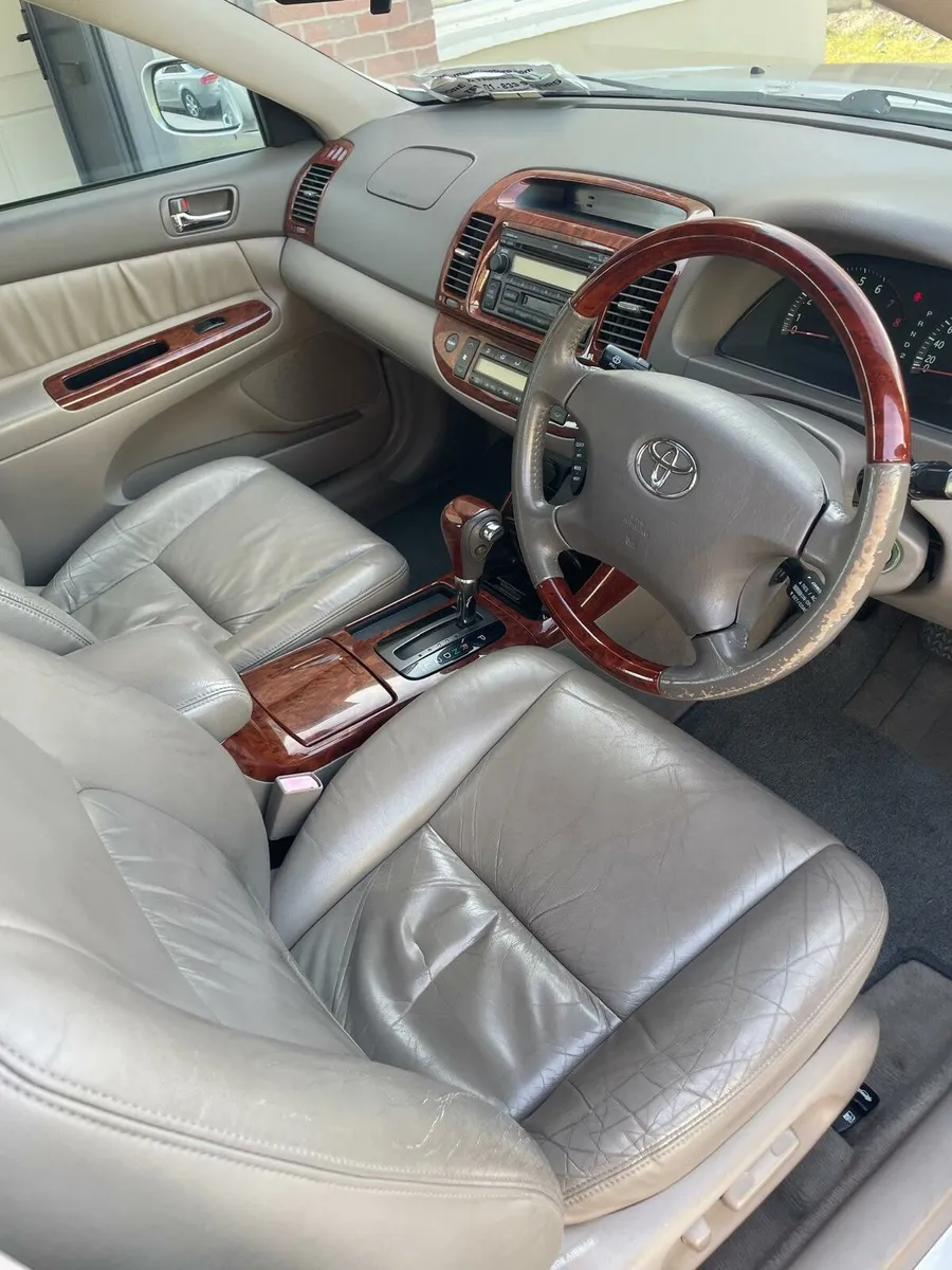 2004 Toyota Camry - Image 2