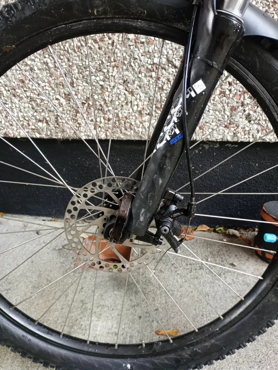 MTB GT Avalanche 3.0 - Image 4