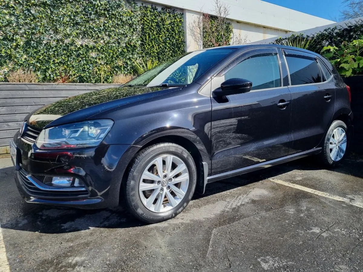 Volkswagen Polo 1.2 TSI AUTO / COMFORTLINE / TAX € - Image 3