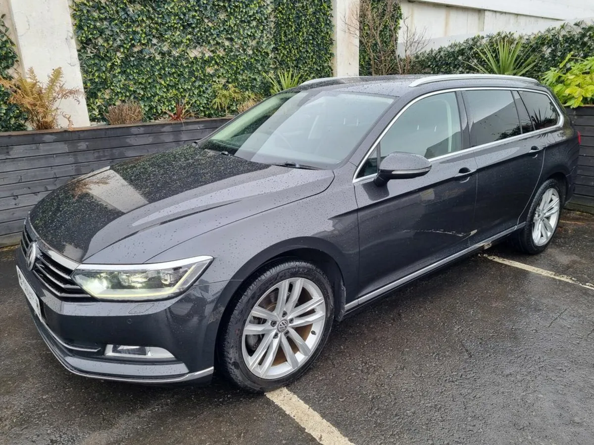 Volkswagen Passat 1.4 TSI AUTO / ELEGANCE LINE TEC - Image 3