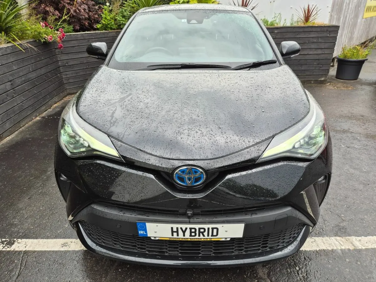 Toyota C-HR 1.8 HYBRID / SOL G-PACK NERO WITH SAFE - Image 4