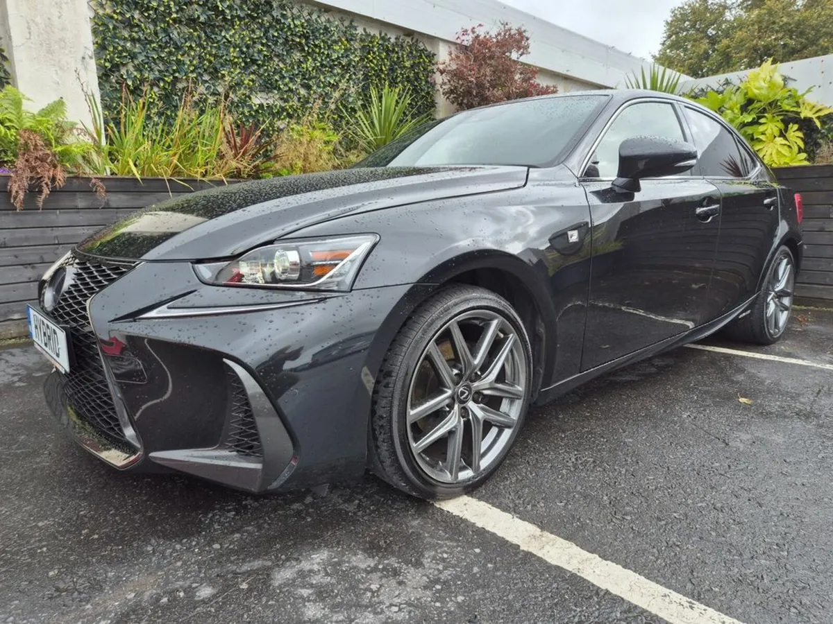 Lexus IS 2.5 HYBRID / F-SPORT TOP SPORT SPEC / TAX - Image 1