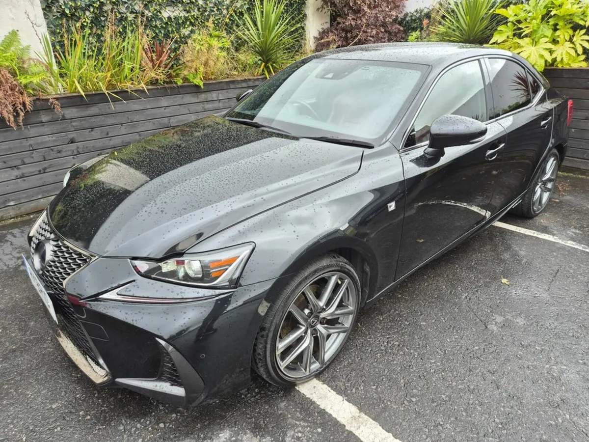 Lexus IS 2.5 HYBRID / F-SPORT TOP SPORT SPEC / TAX - Image 3