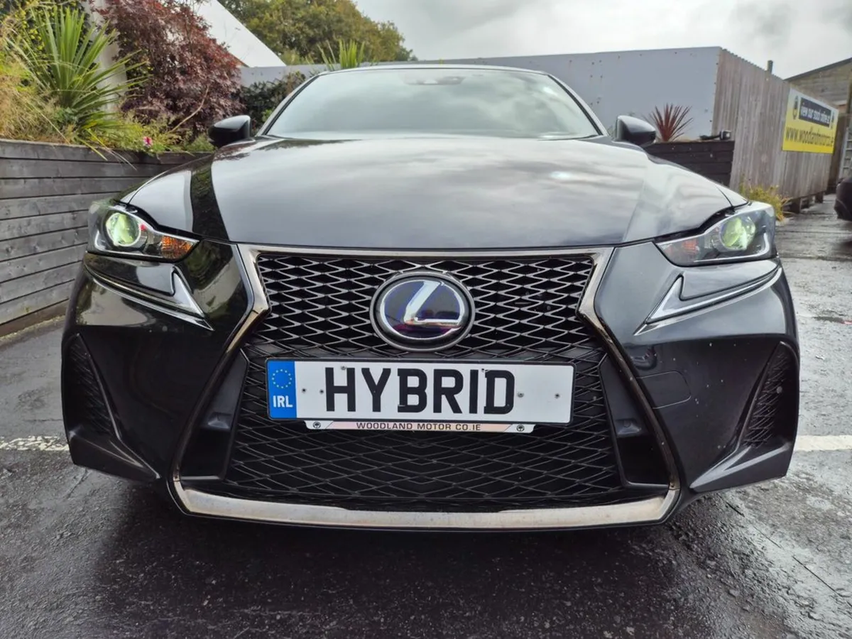 Lexus IS 2.5 HYBRID / F-SPORT TOP SPORT SPEC / TAX - Image 4