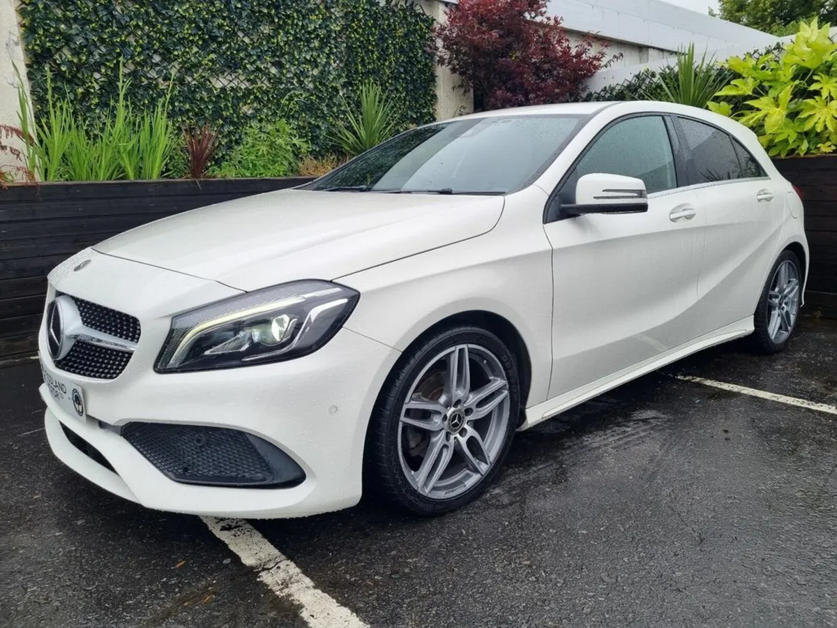 Mercedes-Benz A-Class A180 1.6 PETROL AUTO / AMG L - Image 3