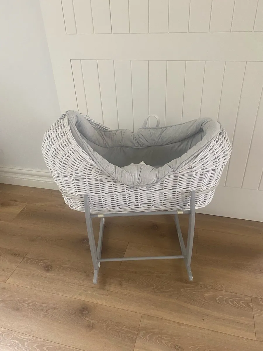 Moses Basket and Stand - Image 1