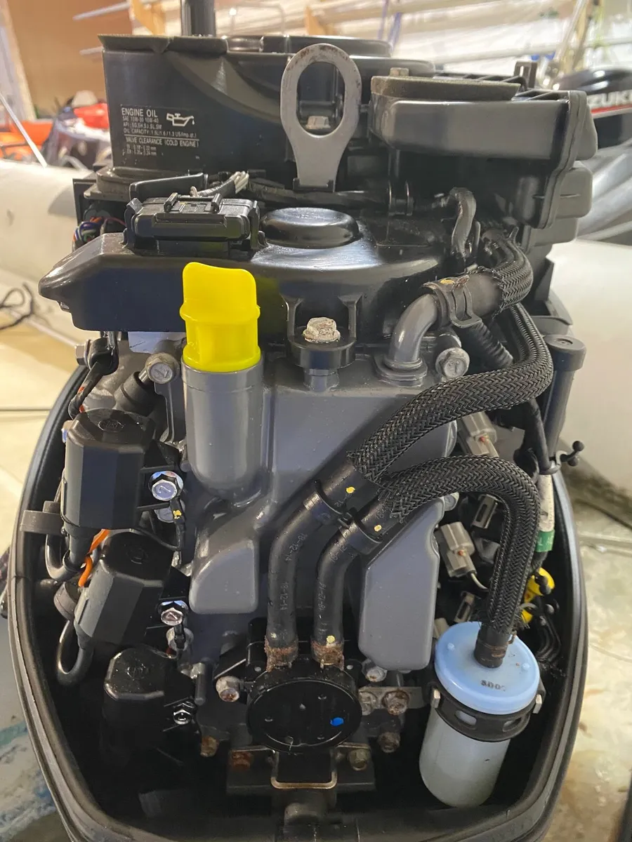 Suzuki 25hp long shaft - Image 3