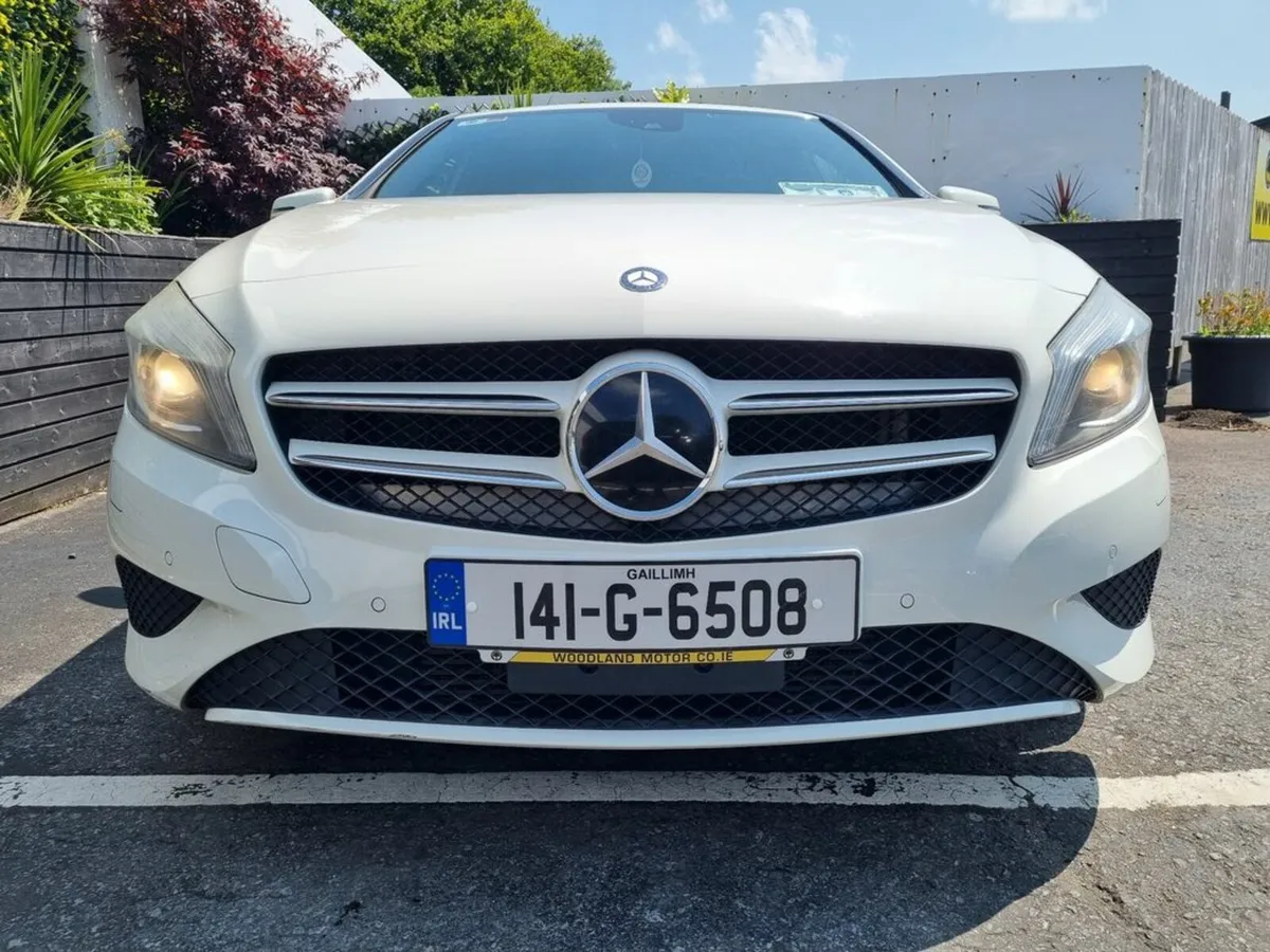 Mercedes-Benz A-Class A180 / 1.6 PETROL / AUTO / S - Image 3