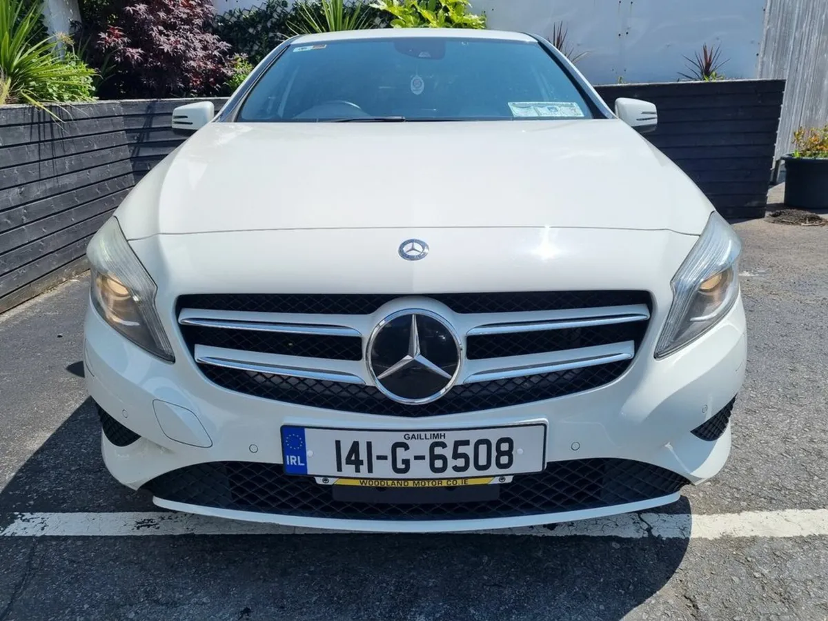 Mercedes-Benz A-Class A180 / 1.6 PETROL / AUTO / S - Image 4