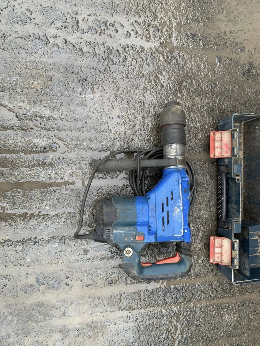 Bosch GSH 5CE 110V Breaker – Professional Heavy-Du - Image 2