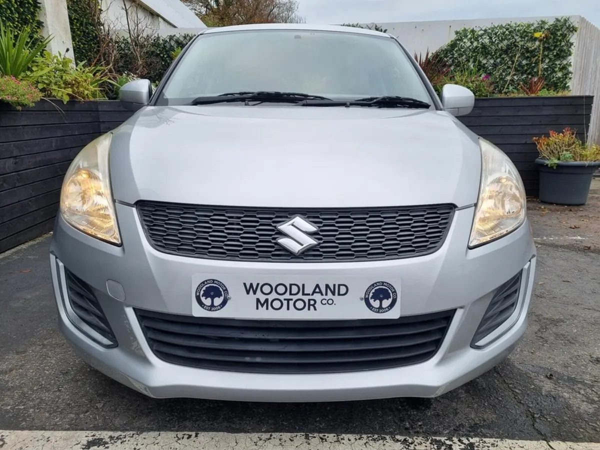 Suzuki Swift 1.2 PETROL AUTO 5DR / TAX €180 (162). - Image 4