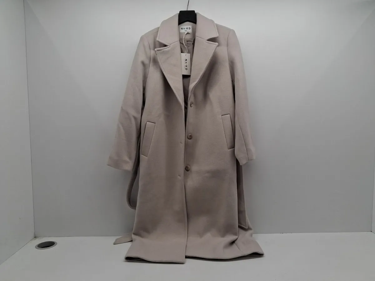Online Auction Of A NA-KD Oversized Coat & More! - Image 1
