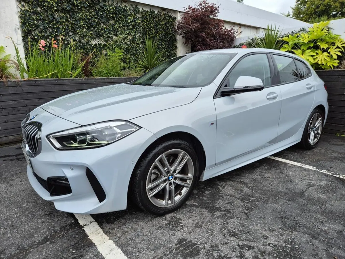BMW 1-Series 118D AUTO / INDIVIDUAL M-SPORT HIGH S - Image 3